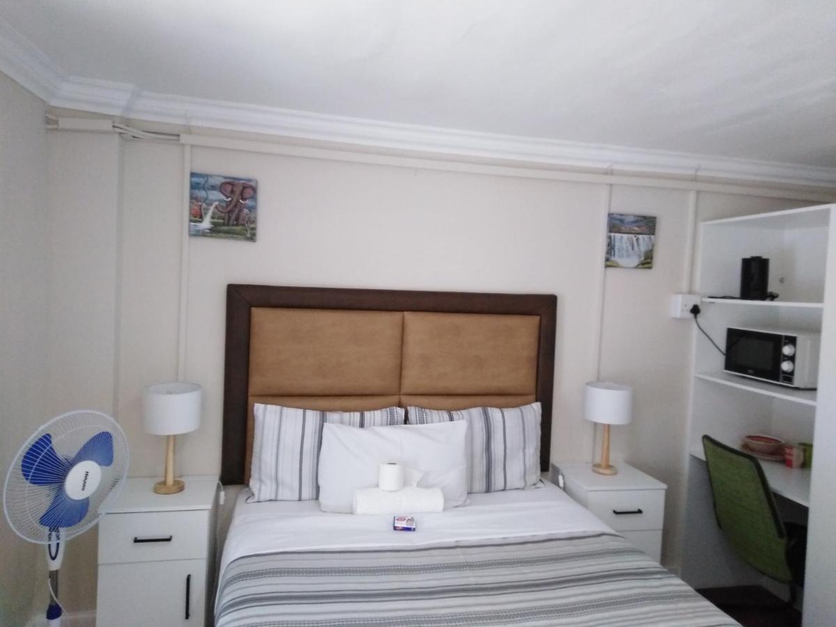 The Monument Guesthouse Port Elizabeth Buitenkant foto