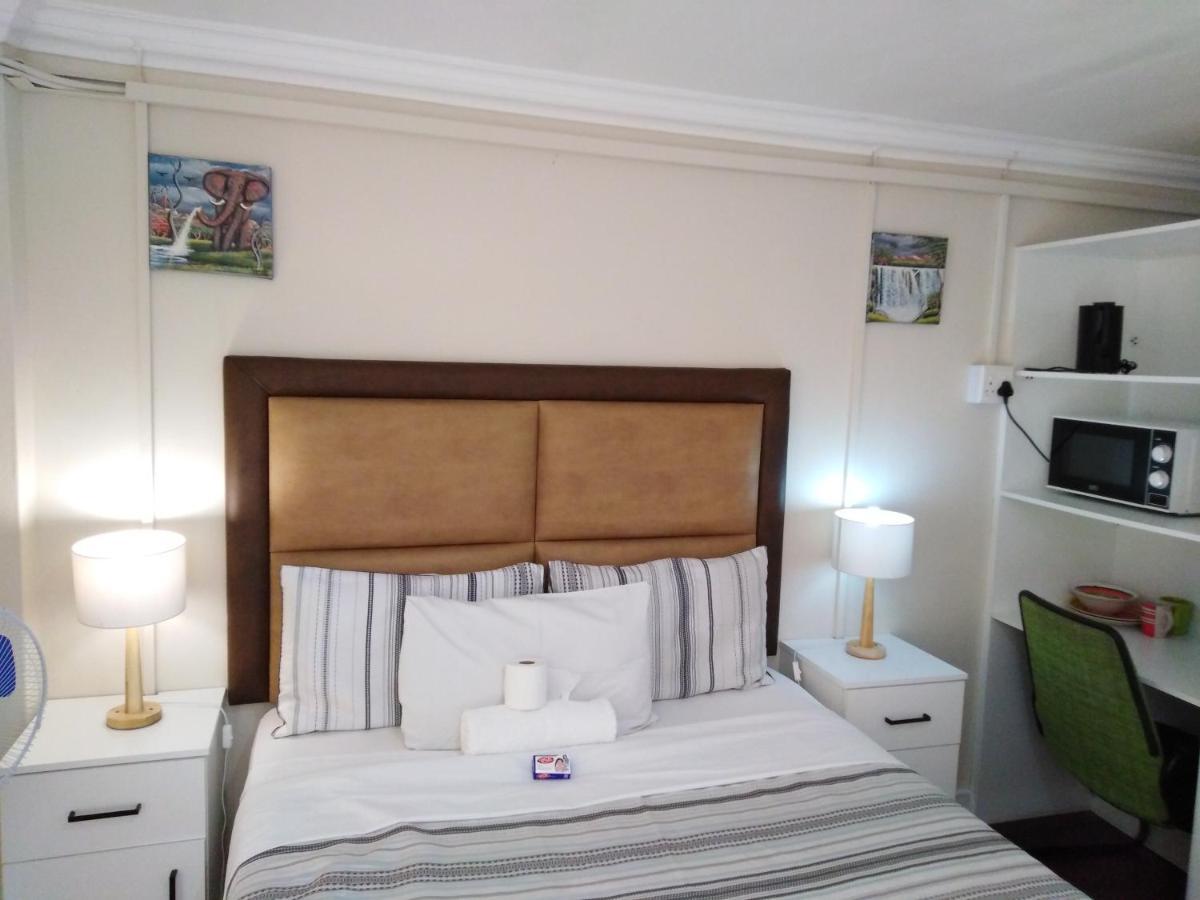 The Monument Guesthouse Port Elizabeth Buitenkant foto