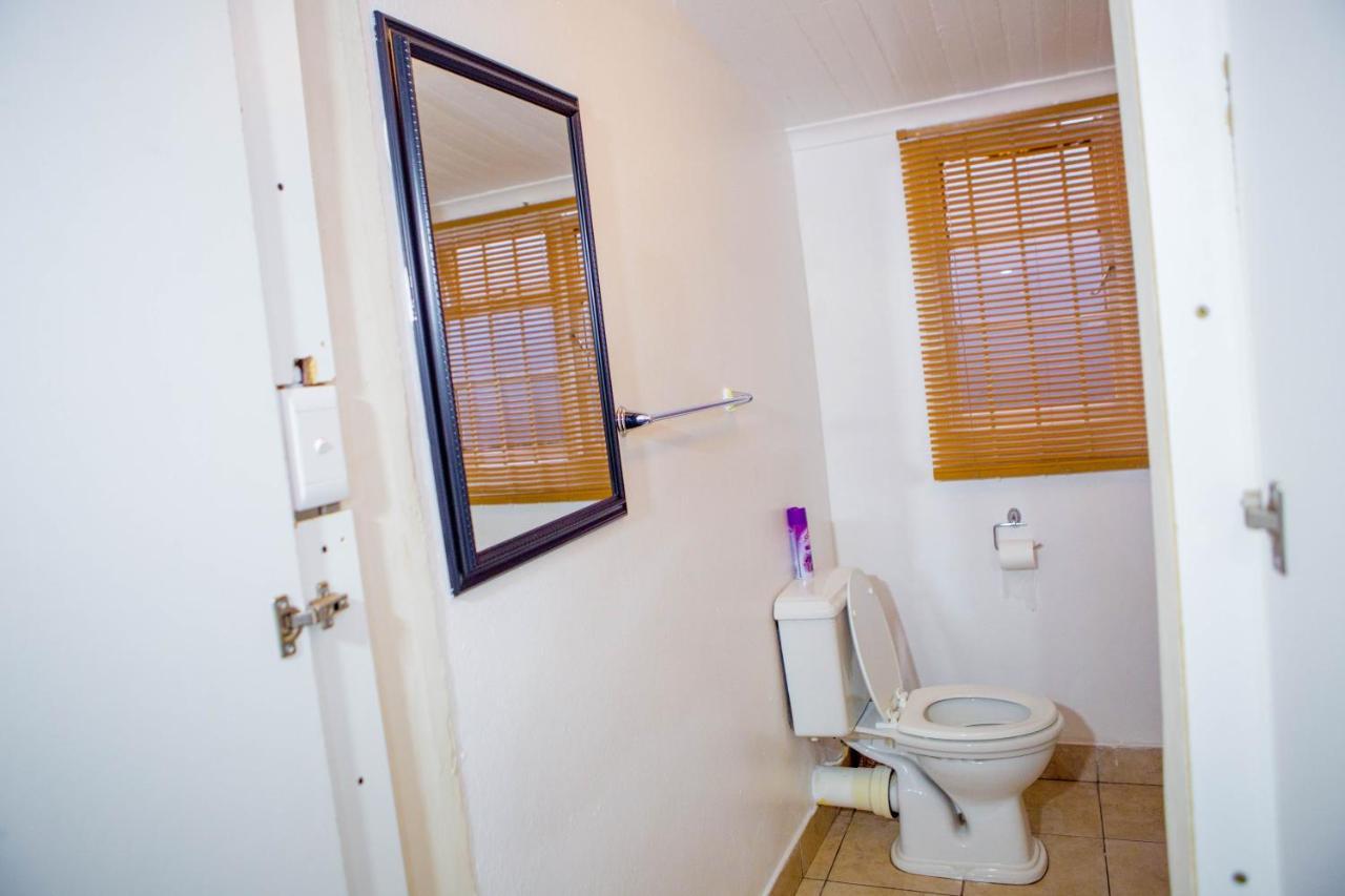 The Monument Guesthouse Port Elizabeth Buitenkant foto